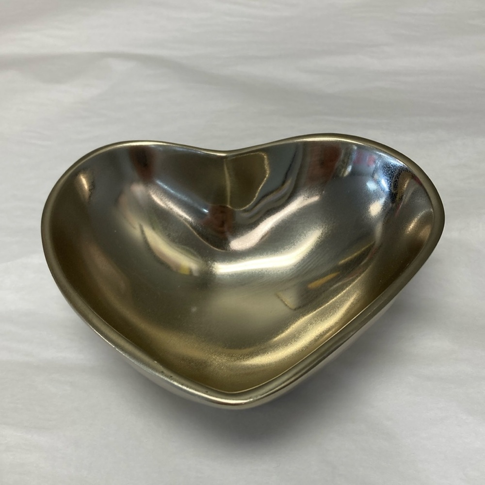 Beatriz Ball 7" Golden Heart Bowl
